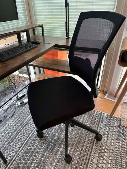 Photo of free Modern adjustable mesh office chairs (Downe TN14) #1