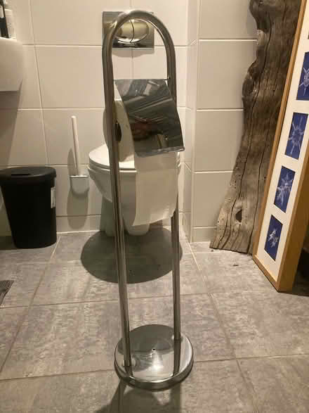 Photo of free Toilet roll holder (Sheffield City Centre S1) #1