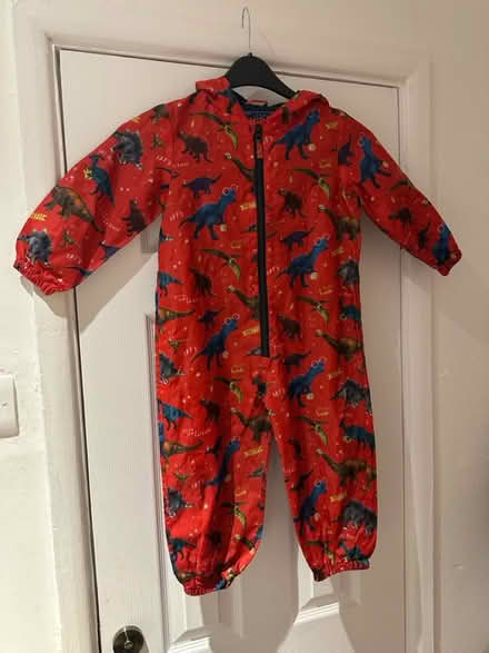 Photo of free Lightweight Dino Puddle Suit (3-4) (Hemel Hempstead HP3) #1