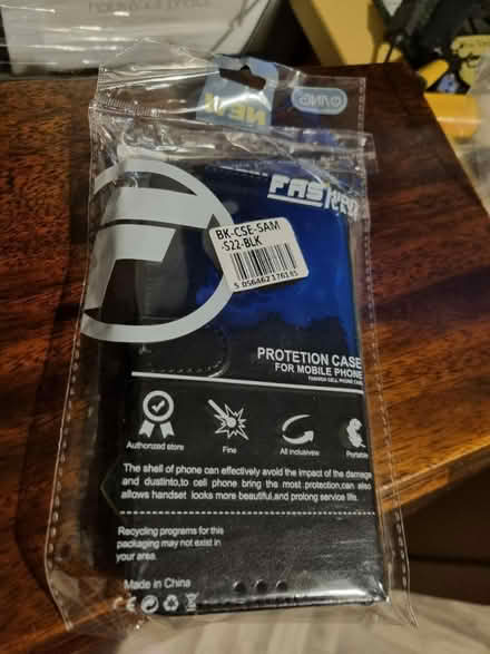 Photo of free Samsung s22 phone case new (SE20) #1