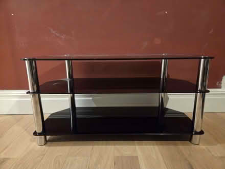 Photo of free TV Stand (Wallington SM5) #2