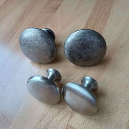 Photo of free 4 Knobs (Haldens AL7) #2