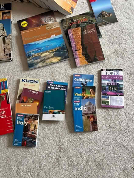 Photo of free travel guides (Thames Ditton KT7) #3
