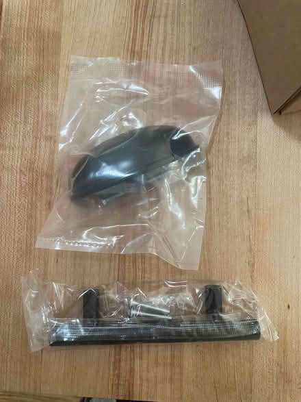 Photo of free Ravinte cabinet/drawer hardware (San Anselmo) #2