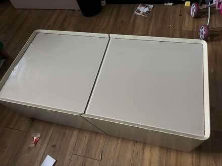Photo of free Coffee table (HP13) #1