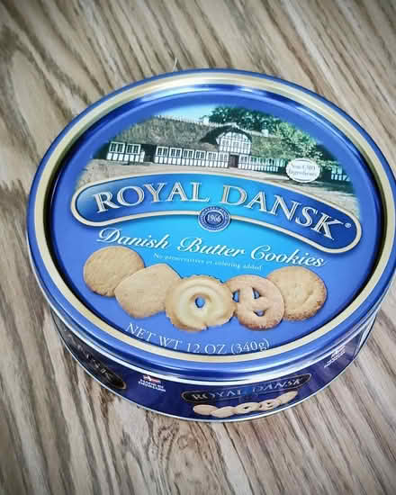 Photo of free Cookie Tin (Palm Harbor) #1