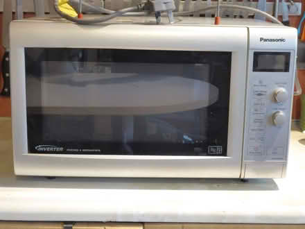 Photo of free Microwave/grill (Panasonic) (Dedworth SL4) #1