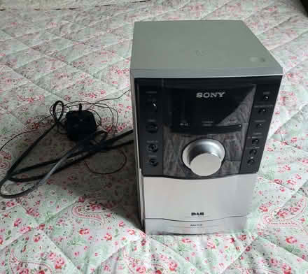 Photo of free Sony small hi-fi system - spares or repairs (Morley LS27) #2
