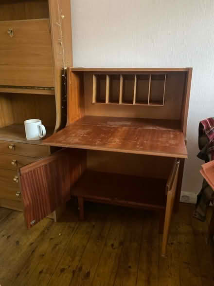 Photo of free Vintage writing desk (Englefield Green TW20) #1