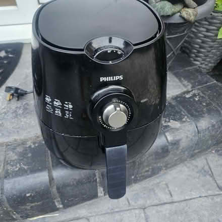 Photo of free Air Fryer (Kinson BH10 7BU) #1