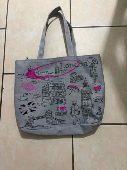 Photo of free Shopping Bag (Westbury Wilts BA13) #1