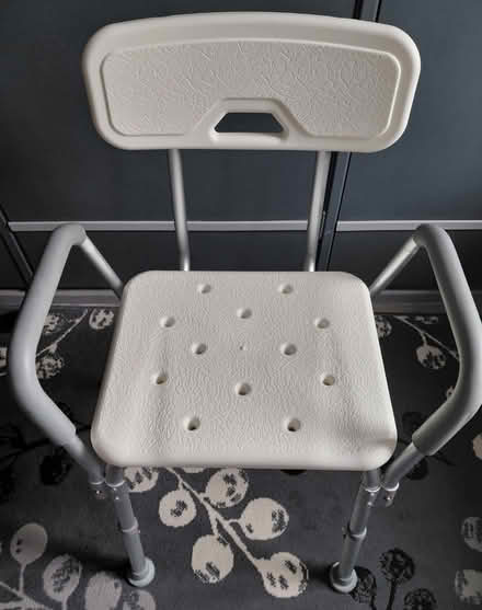 Photo of free Bath / Shower chair (St. Albans) #1