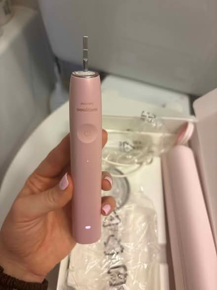 Photo of free Philips 9900 Prestige (Project) (Silver Spring, MD) #1