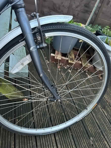 Photo of free Ridgeback Rapide hybrid bike (BD18 Wrose) #4