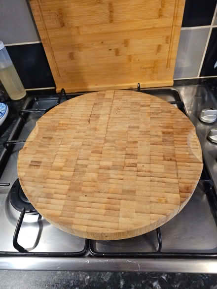 Photo of free Round.chopping board (Batemoor S8) #1