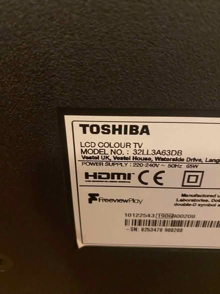 Photo of free 32” Toshiba HD TV (Ambrosden OX25) #3