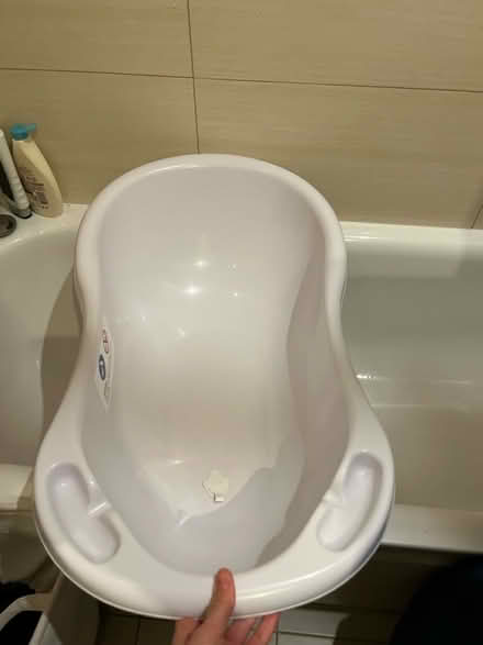 Photo of free Baby bathtub (SW155DU) #1