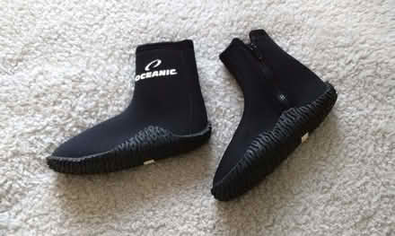 Photo of free Scuba diving boots with zip size 4 (Leighton Buzzard LU7) #2