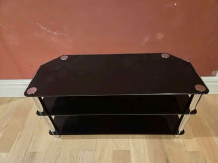 Photo of free TV Stand (Wallington SM5) #3