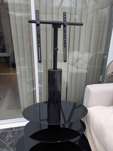 Photo of free TV Stand (Daws Hill HP11) #1