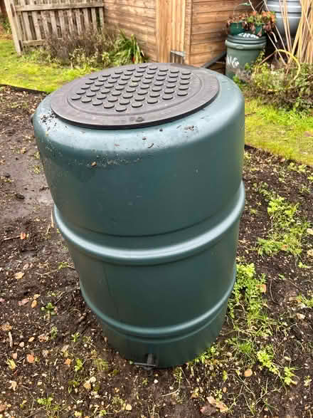 Photo of free Water butt (Chalkhouse Green RG4) #3