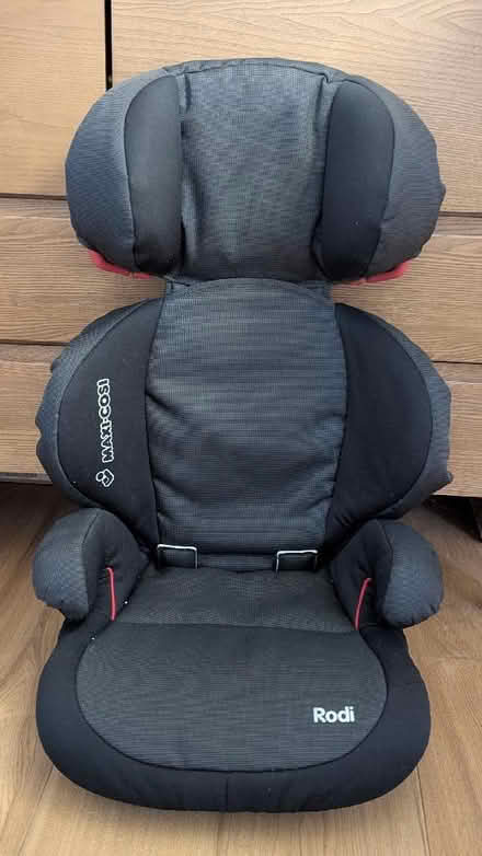 Photo of free Maxi Cosi car seat (Belsize Park NW3) #1