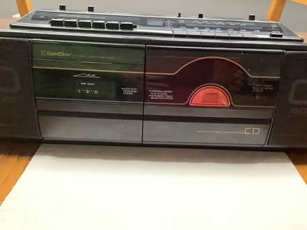 Photo of free CD/radio/cassette player working (Daw Knowle HD5) #3