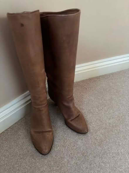 Photo of free Brown leather boots (Cox Green SL6) #2