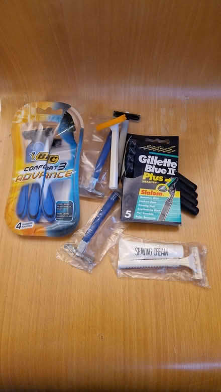 Photo of free Disposable razors and some shaving foam (Henley-on-Thames RG9) #1