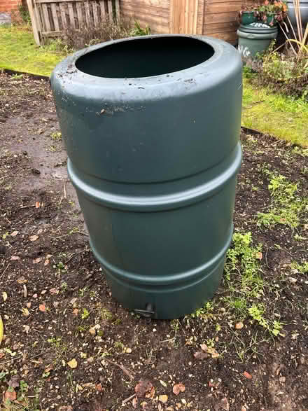 Photo of free Water butt (Chalkhouse Green RG4) #4