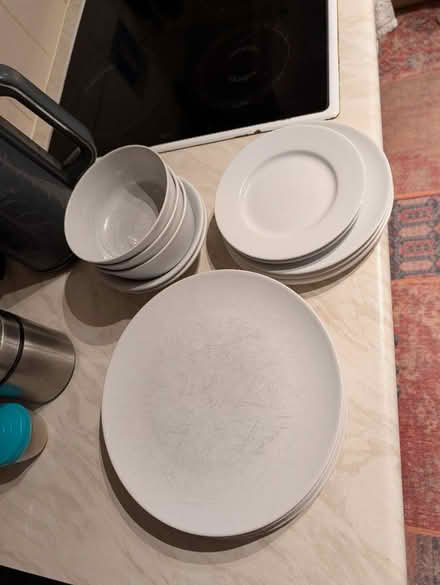 Photo of free Assortment of plates (Tilehurst RG31) #2
