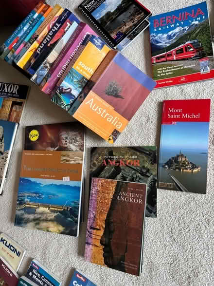 Photo of free travel guides (Thames Ditton KT7) #1