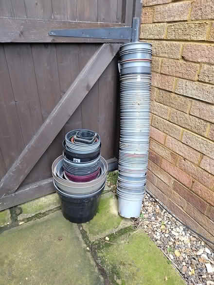 Photo of free Plant pots (South Hitchin, SG4 9) #1