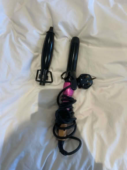 Photo of free Mark Hill Curling Wand w/ 2 barrels (London SW12) #1