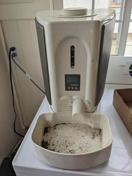 Photo of free Cat feeder for dry foods (Elmwood) #1