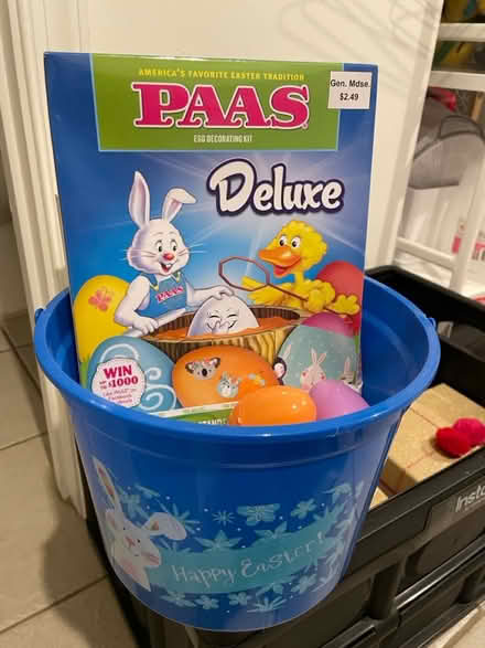 Photo of free Easter Egg Dye Kit + Plastic Eggs (Shaw) #1