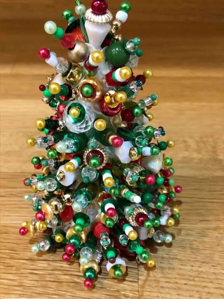 Photo of Old broken necklaces, jewellery (OX14 Drayton) #1