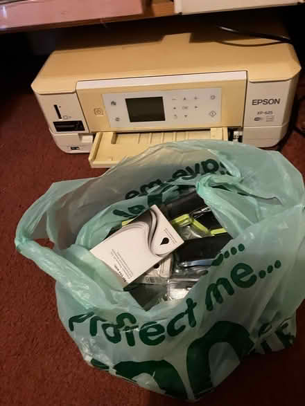Photo of free Printer and inks (Staveley LA8) #1