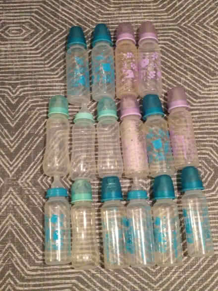 Photo of free 16 standard neck baby bottles (Bicester OX26) #1