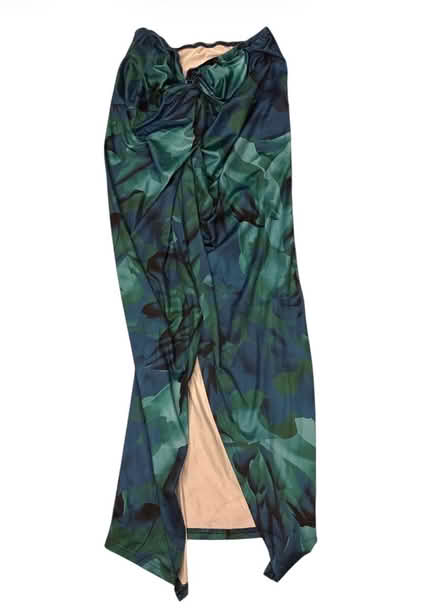 Photo of free Shein Woman’s Wrap Top Skirtsuit (Brooklyn Storage) #2