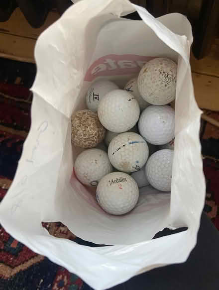 Photo of free Bag Of Used Golf Balls (CT10) #2
