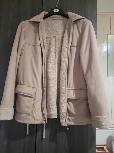 Photo of free A beige faux-suede jacket (Blackburn BB2) #1