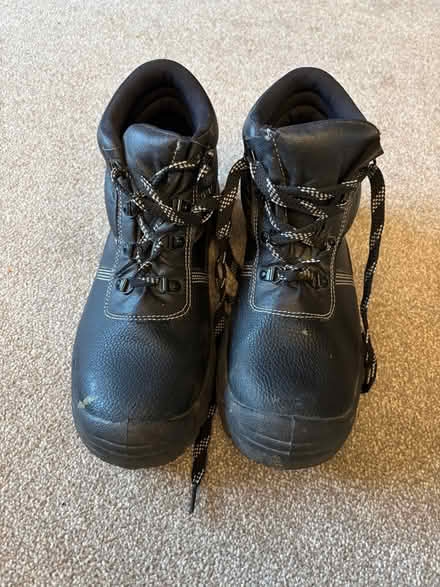 Photo of free Steel toe boots men’s size 9 (Welling DA7) #1