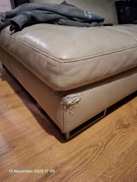 Photo of free Cream Corner Sofa (Jordanthorpe S8) #3