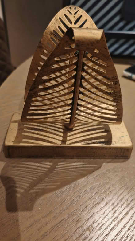 Photo of free Rustic Napkin Holder (Bromley Common BR2) #3