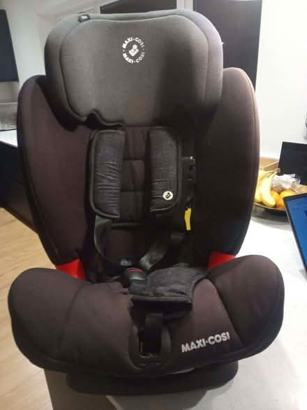 Photo of free Baby / Child car seat (Cutteslowe OX2) #2