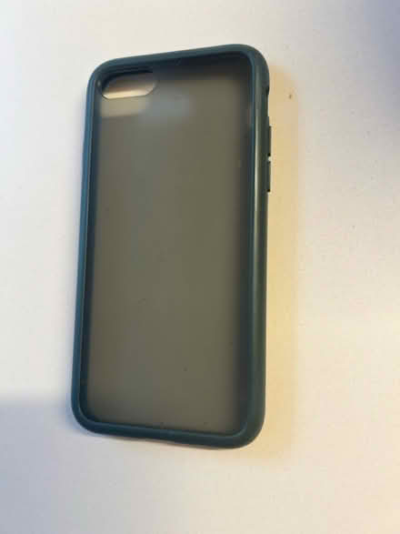 Photo of free iPhone SE case (Highbury, N5) #2