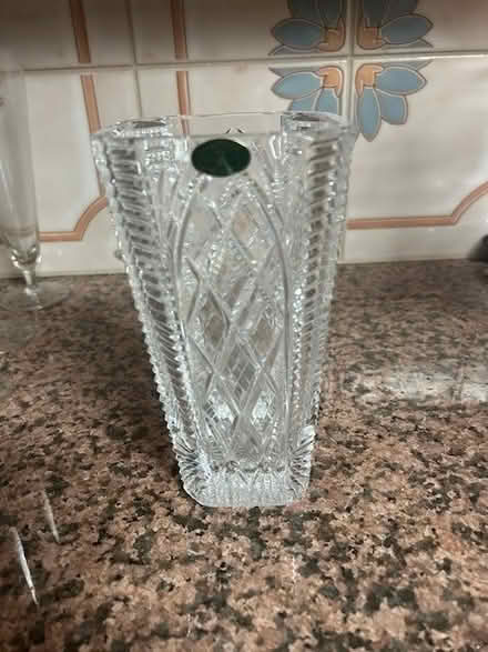Photo of free cut glass vase (Deerwood) #1