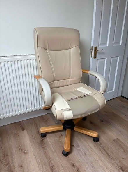 Photo of free Office chair (Alderley Edge SK9) #1