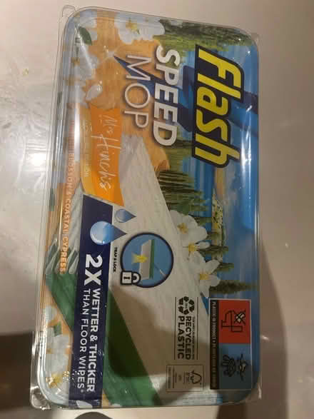 Photo of free Flash mop and two 2 boxes of pads (Mortlake SW13) #4